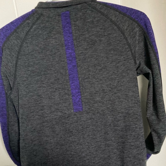 Triple Flip matching athletic set - Picture 3 of 5